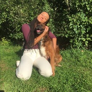 Meet your Posher, Auriana